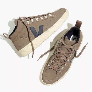 Veja™ Roraima High-Top Sneakers